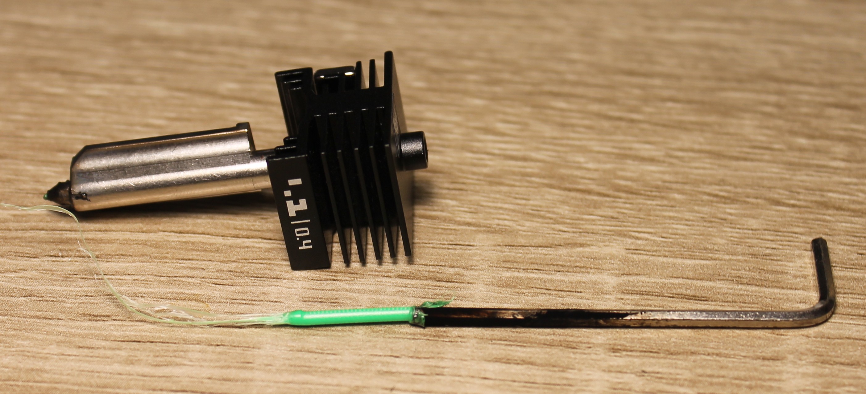 018_pulled_filament.jpg
