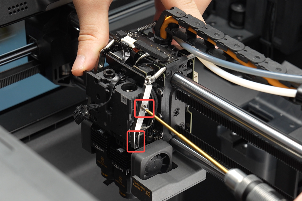 016_install_right_filament_cutter_lever_001.png