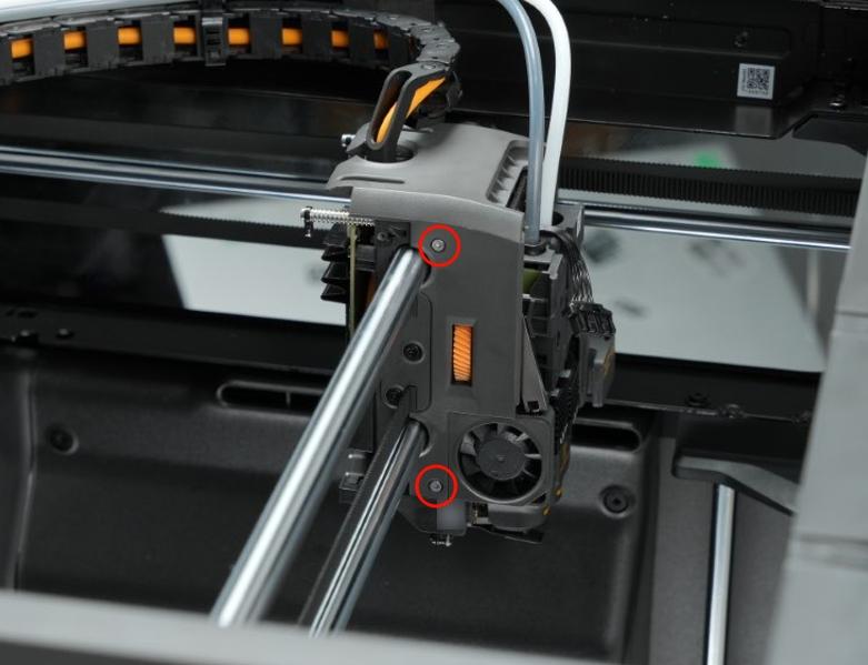 018_006_mid_cover_screws_a.jpg