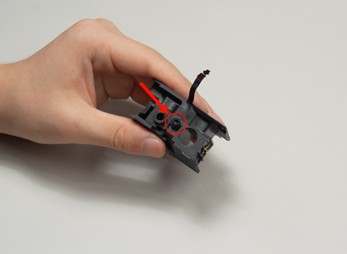 025_016_remove_block_screw.png
