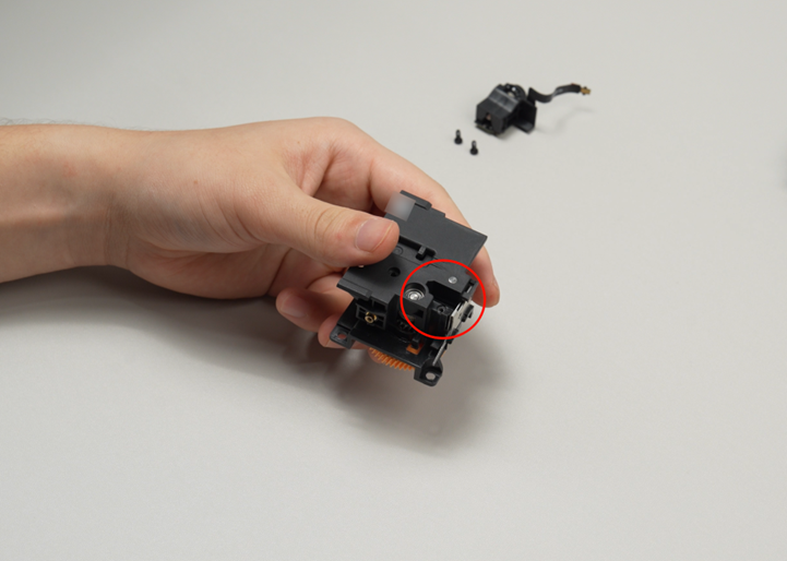 042_028_extruder_riquette.png
