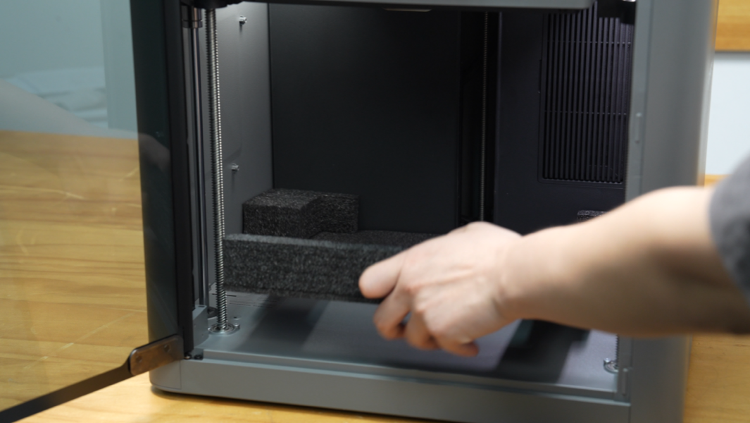 053_53-remove-foam-under-heatbed-v3.png