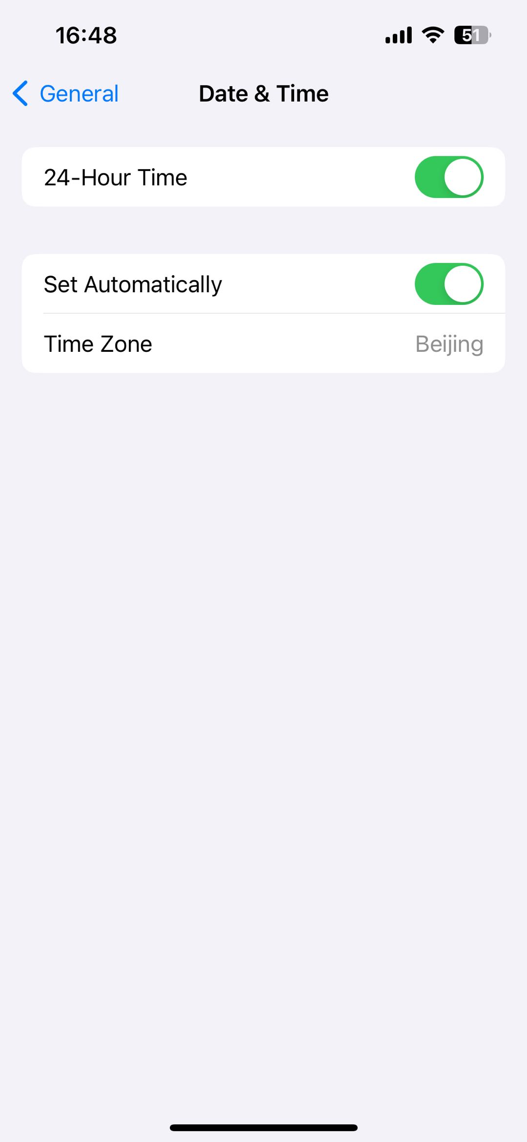ตรวจสอบ Date & Time ของ iPhone และเปิด Set Automatically หากจำเป็น
