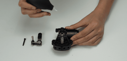 09_rotate_mechanism_while_cleaning.gif