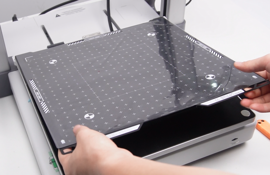 ถอด Cutting Platform ออกจาก Heatbed